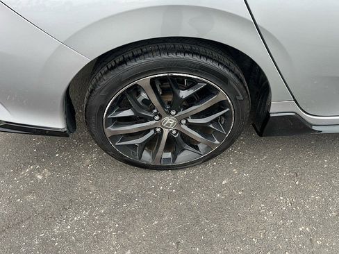 Used 2021 Honda Civic Sport image 11