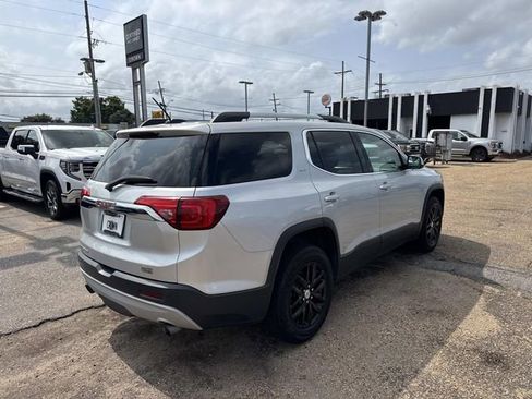Used 2018 GMC Acadia SLT FWD image 6