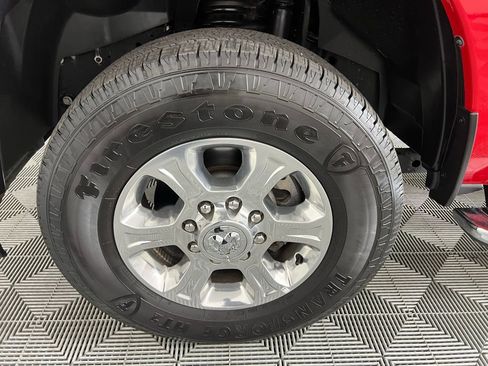 Used 2024 RAM 2500 Big Horn w/ Bed Utility Group image 11