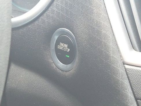 Used 2023 Chevrolet Malibu LT image 41