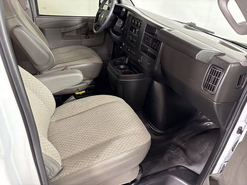 Used 2023 Chevrolet Express 3500 LS image 17