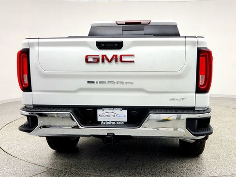 Used 2026 GMC Sierra 1500 SLT image 6