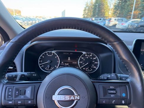 Used 2023 Nissan Rogue SV w/ SV Premium Package image 20