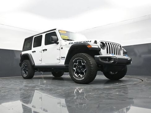 Used 2022 Jeep Wrangler Unlimited Rubicon 4xe w/ Cold Weather Group AWD/4WD image 55