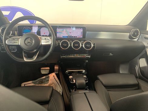 Used 2020 Mercedes-Benz CLA 250 4MATIC image 36