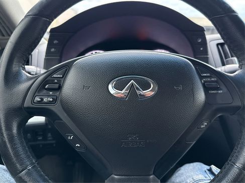 Used 2014 INFINITI Q60 Journey w/ Premium Package image 18