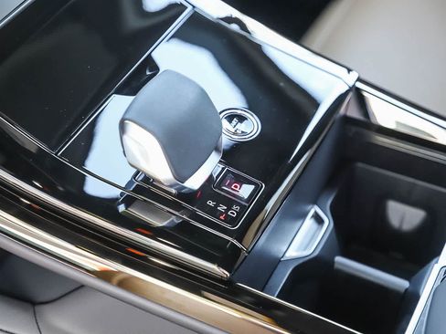 New 2026 Land Rover Range Rover Sport Dynamic SE image 19