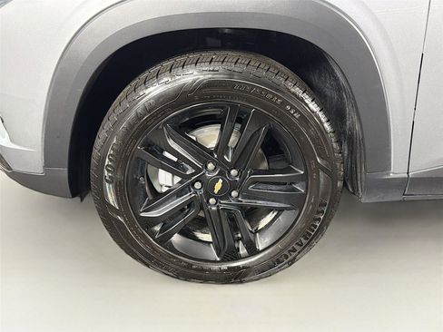 Used 2025 Chevrolet Trax ACTIV w/ Driver Confidence Package FWD image 28