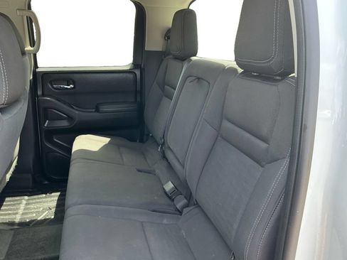 Used 2022 Nissan Frontier SV AWD/4WD image 21