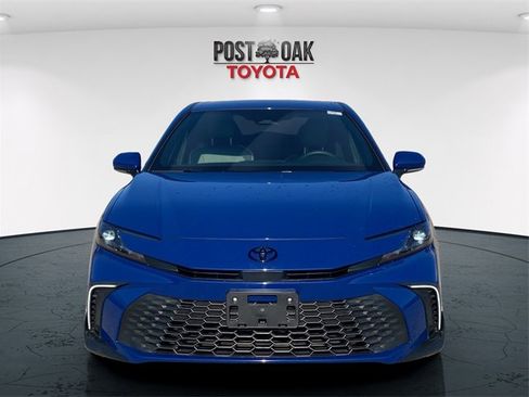 Used 2025 Toyota Camry XSE image 2