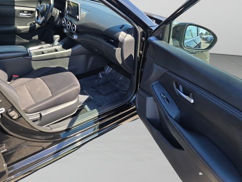 Used 2021 Nissan Sentra SV FWD image 26