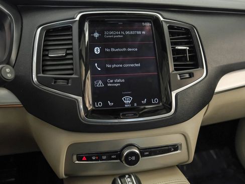 Used 2017 Volvo XC90 T6 Momentum w/ Vision Package image 28