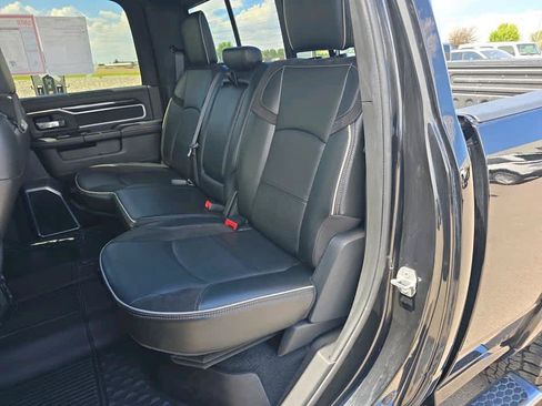 Used 2022 RAM 3500 Laramie AWD/4WD image 22