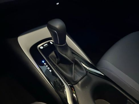 Used 2024 Toyota Corolla SE image 26