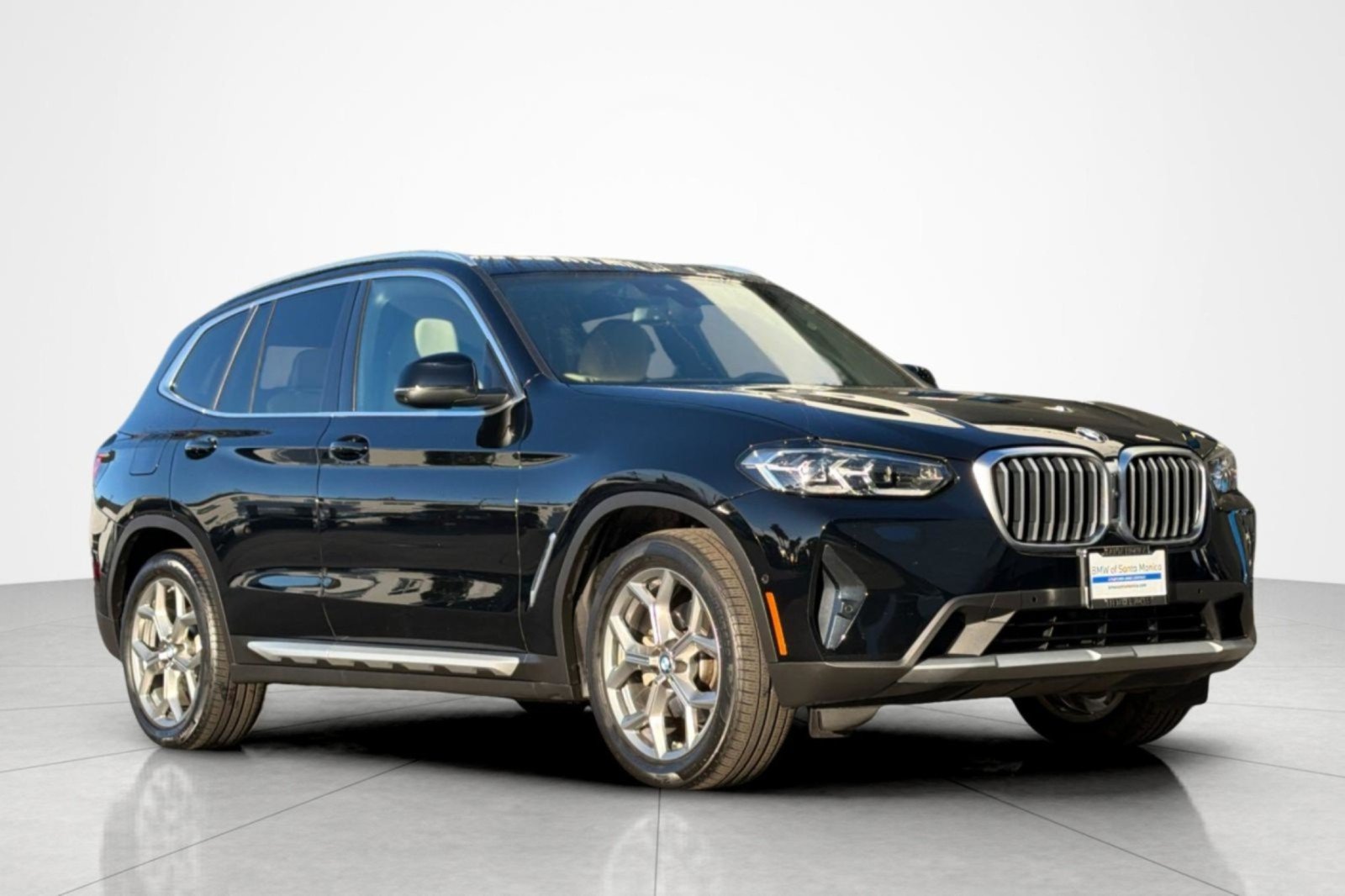 Used 2024 BMW X3 sDrive30i w/ Premium Package RWD image 7