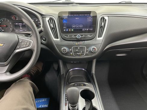 Used 2022 Chevrolet Malibu LS w/ Driver Confidence Package II image 23