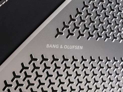 Used 2024 Lamborghini Urus S image 11