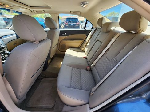 Used 2011 Ford Fusion SE w/ 202A Rapid Spec Order Code FWD image 16