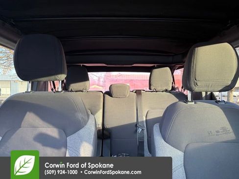 Certified 2022 Ford Bronco Base image 35