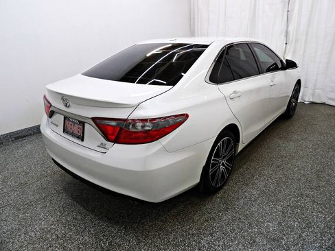 Used 2016 Toyota Camry SE FWD image 6