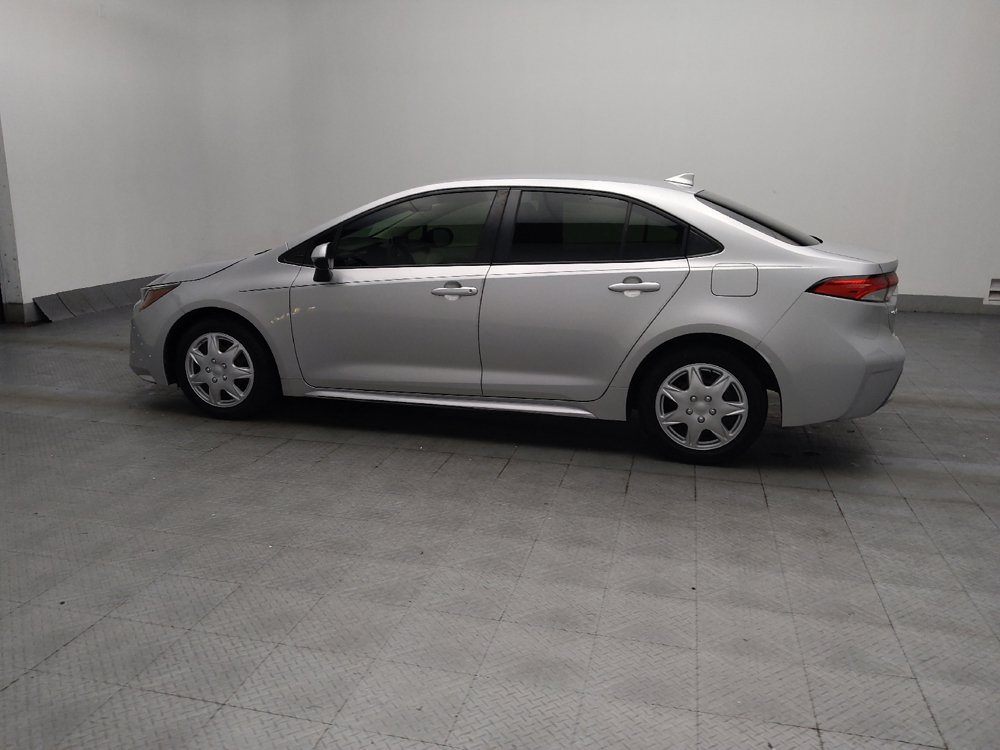 Used 2021 Toyota Corolla LE FWD image 3