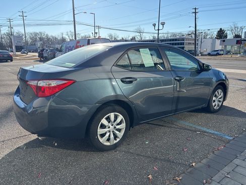 Used 2016 Toyota Corolla LE image 9