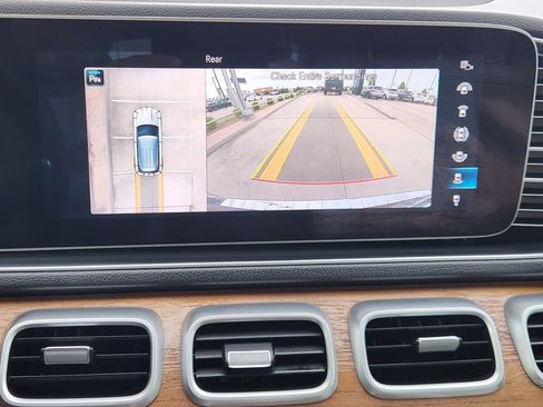 Used 2021 Mercedes-Benz GLE 350 4MATIC image 16