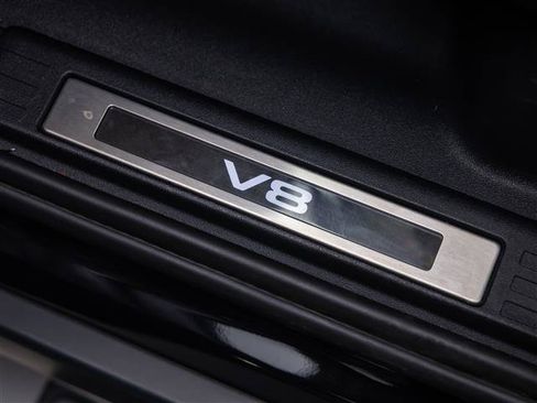 Used 2026 Land Rover Defender 110 V8 AWD/4WD image 26