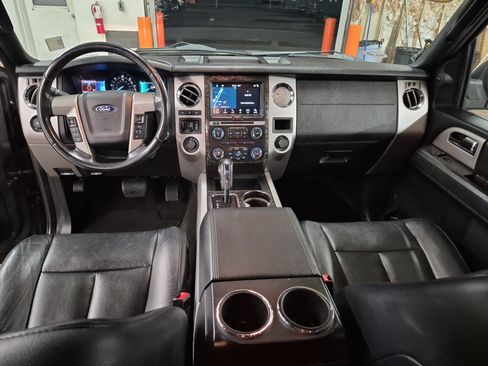Used 2017 Ford Expedition EL Limited image 19