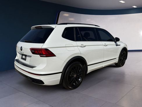 Used 2022 Volkswagen Tiguan SE R-Line FWD image 5