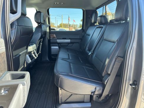 Used 2023 Ford F250 Lariat w/ Lariat Ultimate Package image 13
