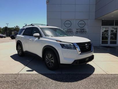 Certified 2024 Nissan Pathfinder SV w/ SV Premium Package