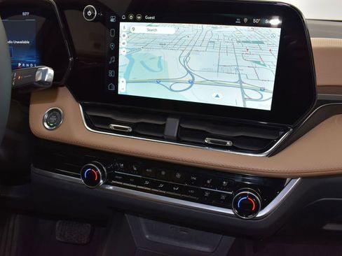 New 2026 Chevrolet Equinox ACTIV w/ Convenience Package III image 29