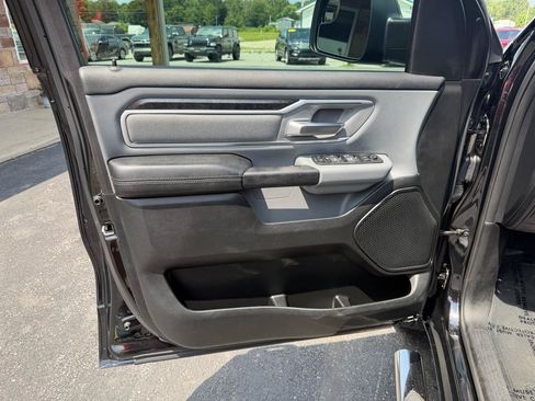 Used 2020 RAM 1500 Big Horn AWD/4WD image 12