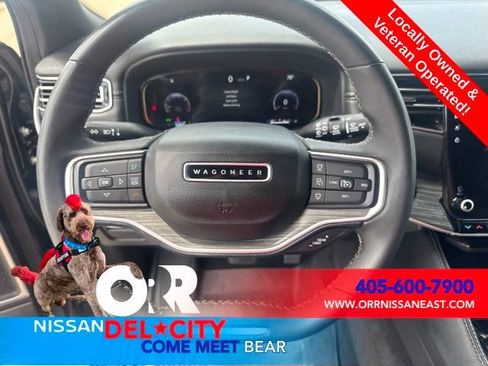 Used 2024 Jeep Wagoneer L Series II w/ Flexible Seating Group AWD/4WD image 20