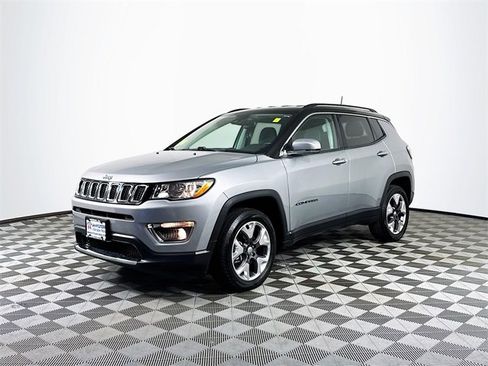 Used 2021 Jeep Compass Limited image 2