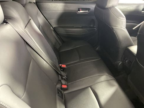 Used 2024 Toyota Corolla Cross XLE w/ Convenience Package FWD image 23