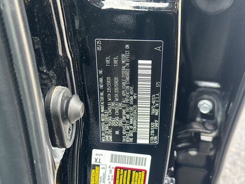 Used 2025 Toyota Highlander XSE AWD/4WD image 27