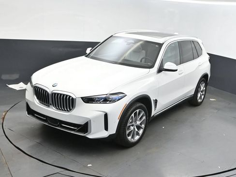 Used 2026 BMW X5 sDrive40i w/ Parking Assistance Package RWD image 28