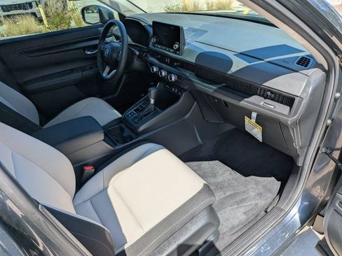 Used 2024 Honda CR-V EX image 13