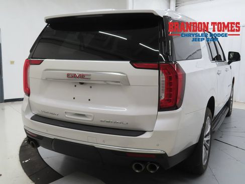 Used 2023 GMC Yukon XL Denali w/ LPO, Floor Liner Package AWD/4WD image 3