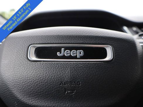 Used 2024 Jeep Grand Cherokee L Laredo AWD/4WD image 29