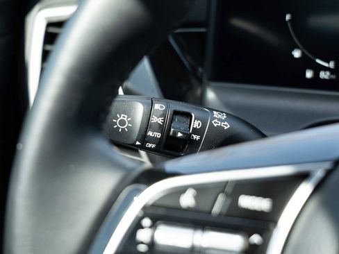 Certified 2024 Kia Seltos S image 17