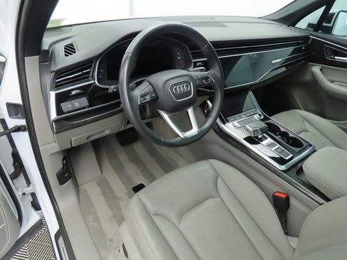Used 2021 Audi Q7 3.0T Premium Plus image 9
