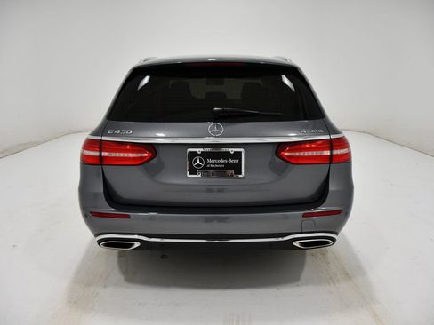 Used 2019 Mercedes-Benz E 450 4MATIC Wagon image 4