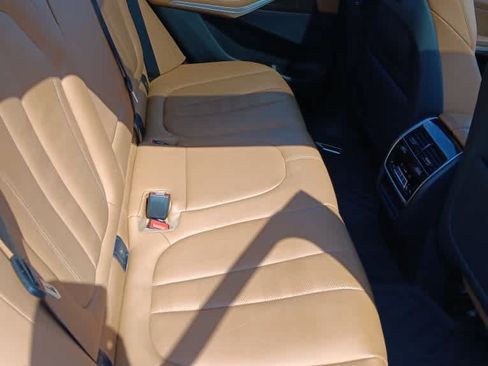 Used 2021 BMW X5 xDrive40i w/ M Sport Package AWD/4WD image 18