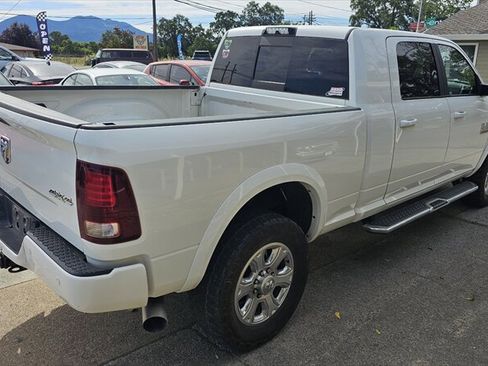 Used 2018 RAM 2500 Laramie w/ Sport Appearance Group AWD/4WD image 4