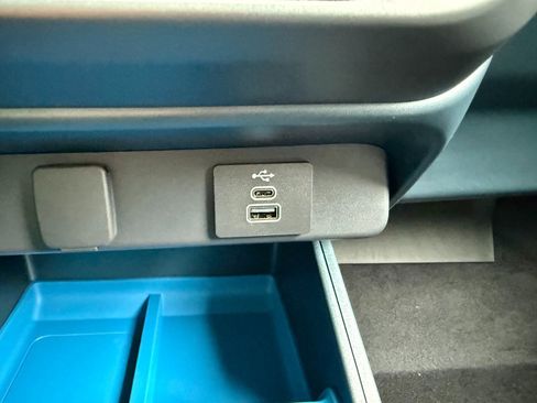 New 2025 Ford Maverick XLT w/ XLT Luxury Package image 53