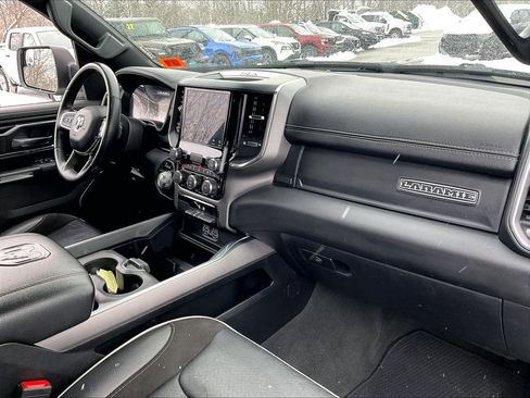 Used 2024 RAM 1500 Laramie AWD/4WD image 13