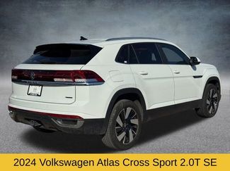 Used 2024 Volkswagen Atlas Cross Sport SE video 3